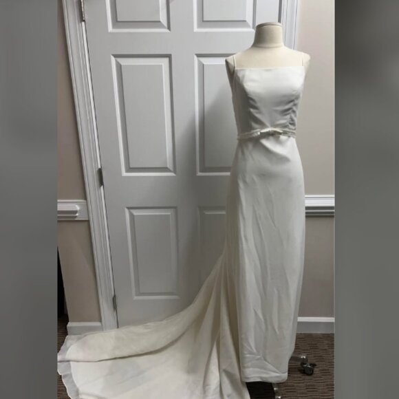 Lady Roi Bridals Wedding Gown Dress Ivory Color Size 8 - Picture 1 of 6